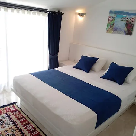 Stone House Aparts Dublex 3 Plus1 Mit Meerblick Und Jakuzzi Kalkan No 6 *