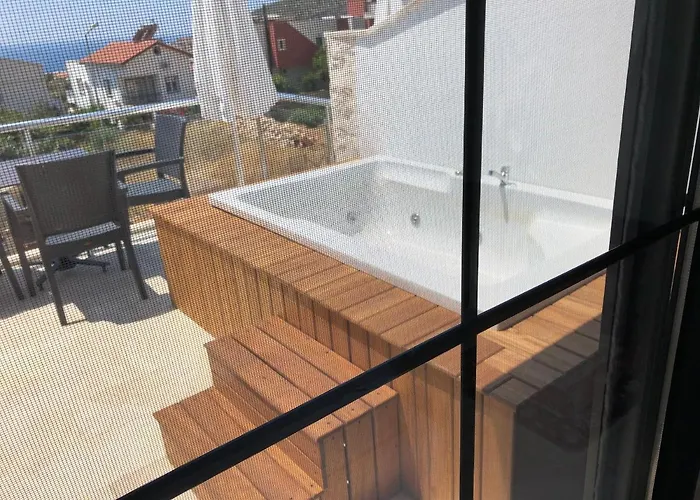 Stone House Aparts Dublex 3 Plus1 Mit Meerblick Und Jakuzzi Kalkan No 6 公寓 *