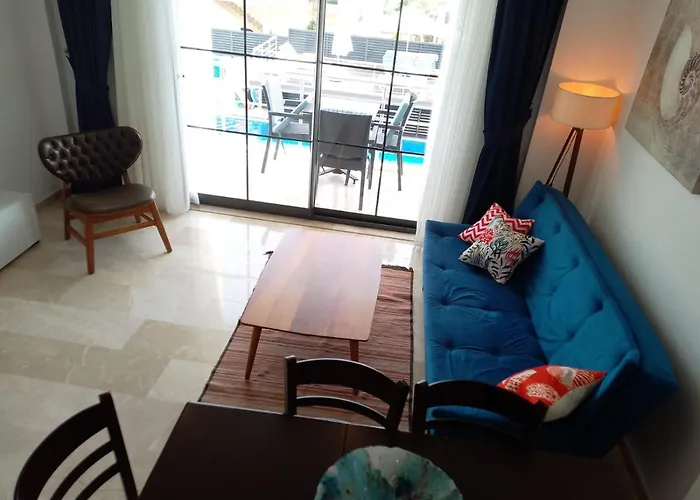 Stone House Aparts Dublex 3 Plus1 Mit Meerblick Und Jakuzzi Kalkan No 6 公寓 *