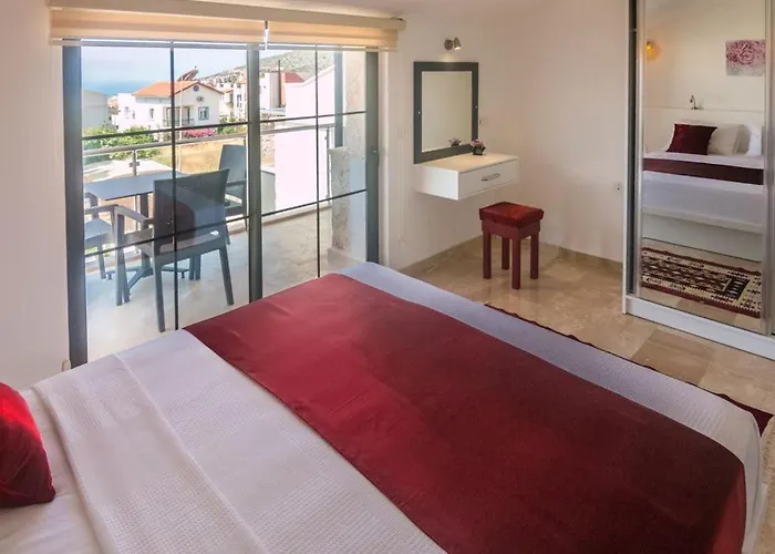 Stone House Aparts Dublex 3 Plus1 Mit Meerblick Und Jakuzzi Kalkan No 6 Διαμέρισμα